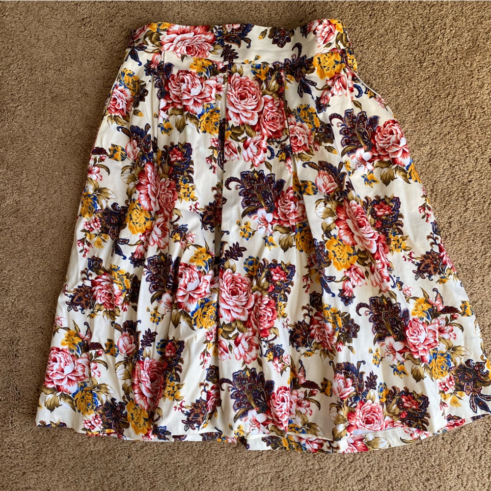 ModCloth floral A Line skirt pleated